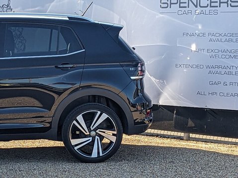 Volkswagen T-Cross R-LINE TDI DSG 18