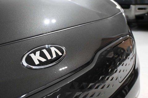 Kia Niro 4 PLUS 11