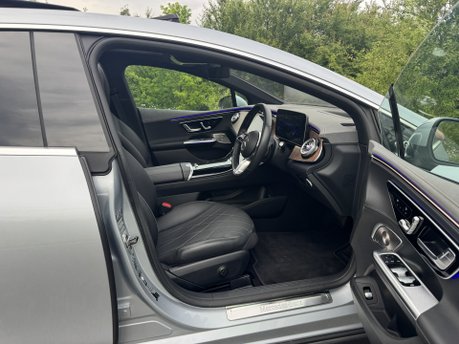Mercedes-Benz EQE EQE 300 Exclusive Luxury Auto Electric 89 KWH PAN ROOF/HEADS-UP/VAT Q 6