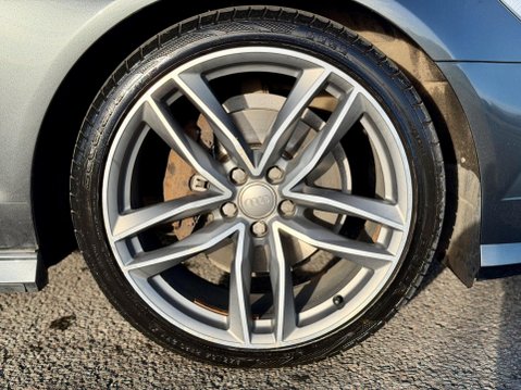 Audi A6 2.0 TDI ultra Black Edition Euro 6 (s/s) 5dr 22