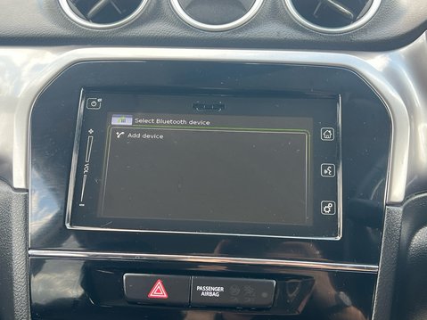 Suzuki Vitara SZ-T BOOSTERJET MHEV 24