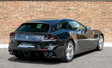Ferrari GTC4 Lusso 3