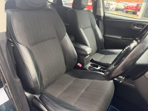 Toyota Auris 1.8 VVT-h Excel CVT Euro 5 (s/s) 5dr 10