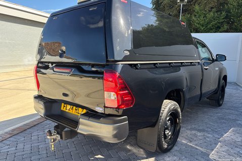 Toyota Hilux Active 4WD D-4D Single Cab Pickup - Canopy 6