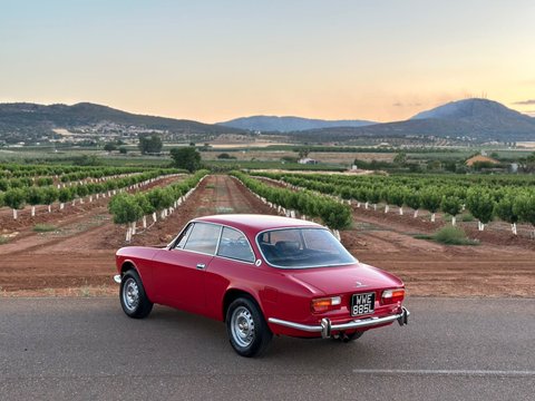 Alfa Romeo 2000 GT VELOCE 2