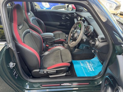 Mini Hatch JOHN COOPER WORKS 16