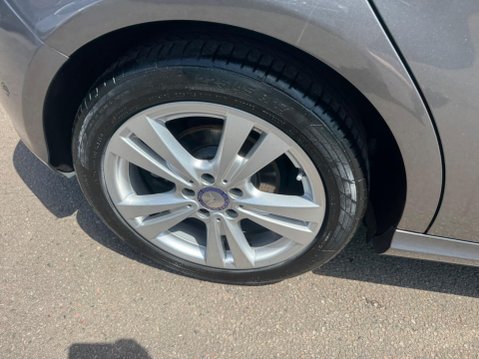Mercedes-Benz A Class 1.5 A180d Sport (Premium) 7G-DCT Euro 6 (s/s) 5dr 15