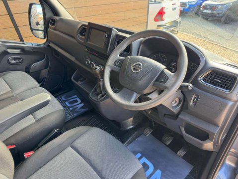 Nissan Interstar 2.3 Interstar Tekna dCi 20