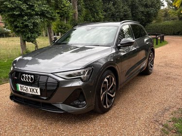 Audi E-Tron 55 Black Edition Auto quattro 5dr 95kWh 3