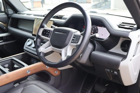 Land Rover Defender 110 D300 X-DYNAMIC HSE 7 SEATER  PRICE MATCH OFFER PREMIUM COLOUR  19