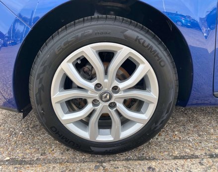 Renault Clio 1.1 Clio Play 5dr 15