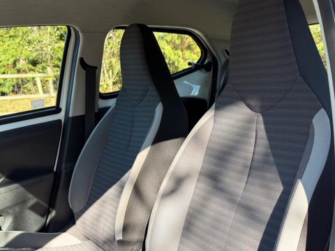 Toyota Aygo 1.0 VVT-i x-play Euro 6 5dr 43