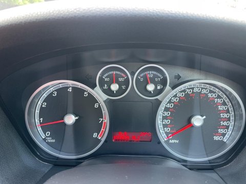 Ford Focus 2.5 SIV ST-500 3dr 29