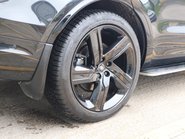 Land Rover Discovery R-DYNAMIC HSE MHEV 7 seater genuine Land Rover seats  11