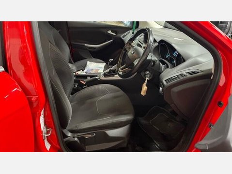 Ford Focus 1.0T EcoBoost Zetec Euro 6 (s/s) 5dr 5
