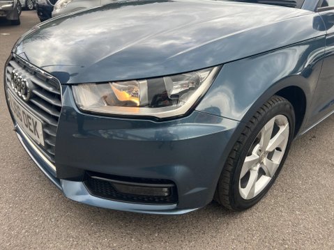 Audi A1 1.0 TFSI Sport Euro 6 (s/s) 3dr 9