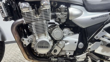 Yamaha XJR1300 2001 37K 1 OWNER NEW MOT SERVICED MUSCLE BIKE 1300CC 27