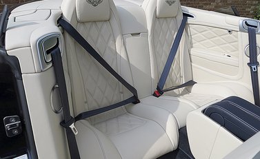 Bentley Continental GT Speed Convertible 9