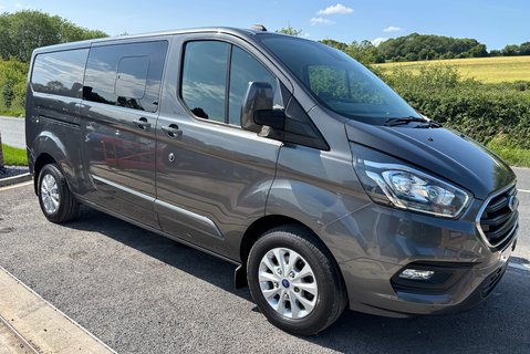 Ford Transit Custom 320 L2 Limited 130 ps Selectshift Double Cab in Van 5