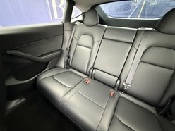 Tesla Model Y (Dual Motor) Long Range SUV 5dr Electric Auto 4WDE (384 bhp) 28