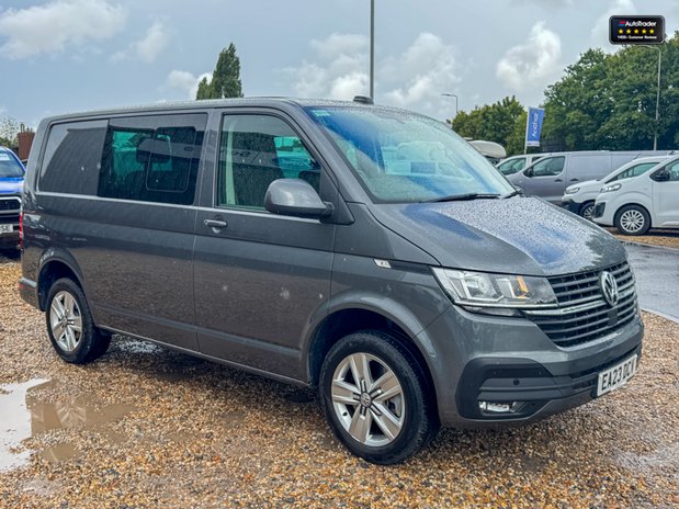 Volkswagen Transporter Crew Cab AUTO SWB L1H1 T32 Tdi Kombi Highline Alloys Air Sensors SELECT 46