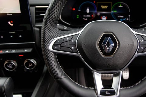 Renault Arkana E-TECH ENGINEERED 19