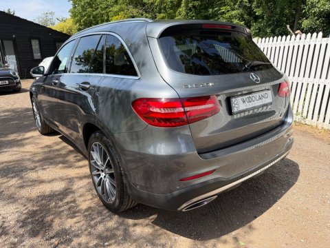 Mercedes-Benz GLC GLC 250 4MATIC AMG LINE 12
