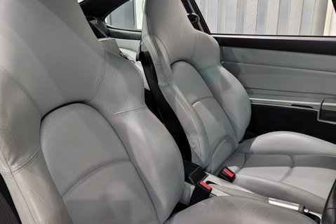 Porsche 911 TURBO 13