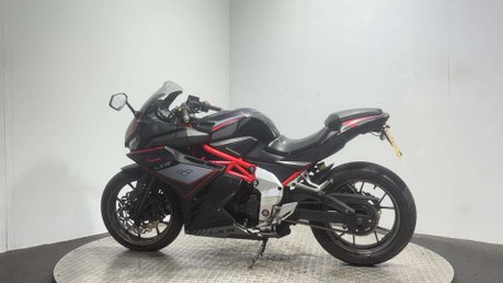 Lexmoto LXR 2020 21K RUNNING PROJECT SPORTS BIKE 125CC LEARNER 4