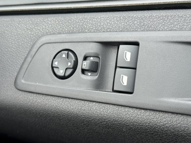 Peugeot Expert XLWB L3H1 [SOLD KH] Low Roof Professional Air Con Sensors Euro 6 22