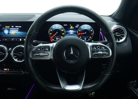 Mercedes-Benz GLB 1.3 GLB200 AMG Line (Premium 2) SUV 5dr Petrol 7G-DCT Euro 6 (s/s) (163 ps) 19