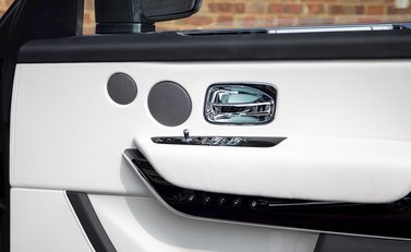 Rolls-Royce Cullinan 26