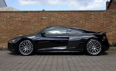 Audi R8 V10 Plus 17