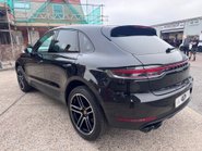 Porsche Macan PDK 7