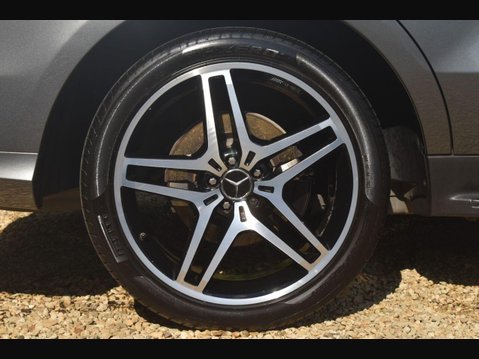 Mercedes-Benz GLE 3.0 GLE350d V6 AMG Line (Premium) SUV 5dr Diesel G-Tronic 4MATIC Euro 6 (s/ 6