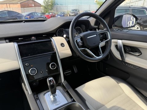 Land Rover Discovery Sport 1.5 P300e 12.2kWh R-Dynamic SE SUV 5dr Petrol Plug-in Hybrid Auto 4WD Euro 29
