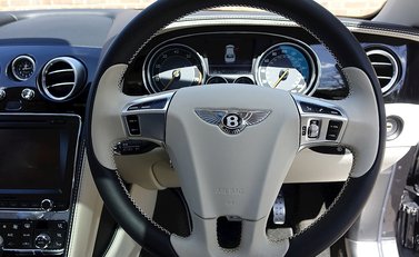 Bentley Flying Spur W12 Mulliner 24
