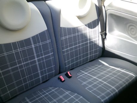 Fiat 500 LOUNGE DUALOGIC ONLY 32,000 MILES FROM NEW 10
