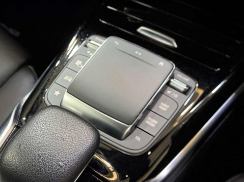 Mercedes-Benz A Class 2.0 A35 AMG (Premium) Hatchback 5dr Petrol SpdS DCT 4MATIC Euro 6 (s/s) (30 56