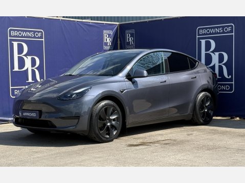 Tesla Model Y SUV 5dr Electric Auto RWD (346 ps) 9