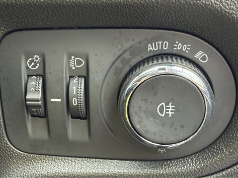 Vauxhall Grandland 1.2 Turbo GS Line 5dr 32