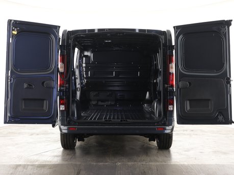 Renault Trafic LL30 Blue dCi 150 Graphite Edition Van 2