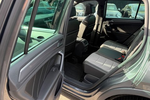 Volkswagen Tiguan R-LINE TECH TSI EVO DSG -CAMERA -FULL VW SERVICE HISTORY  30