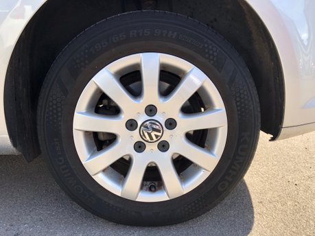 Volkswagen Touran 1.6 TDI S 7 seater, 79,000m 2 owners, good history 25