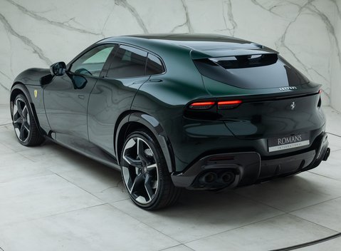 Ferrari Purosangue 12