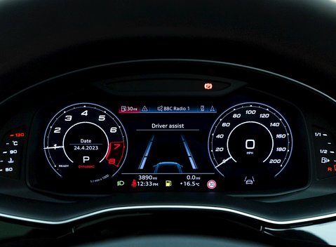 Audi RS Q8 Vorsprung 18