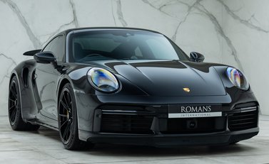 Porsche 911 Turbo S (992) 9