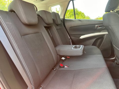 Suzuki SX4 S-Cross 1.4 Boosterjet MHEV SZ-T Euro 6 (s/s) 5dr 29