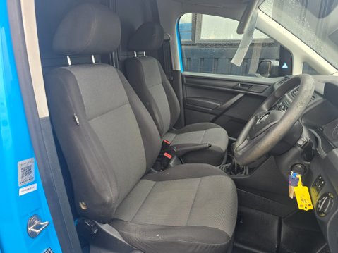 Volkswagen Caddy Maxi C20 TDI STARTLINE 8