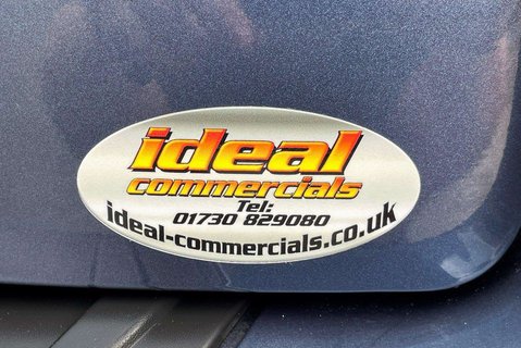 Ford Transit Custom 300 L2 170 ps Limited Panel Van - Power Invertor 14